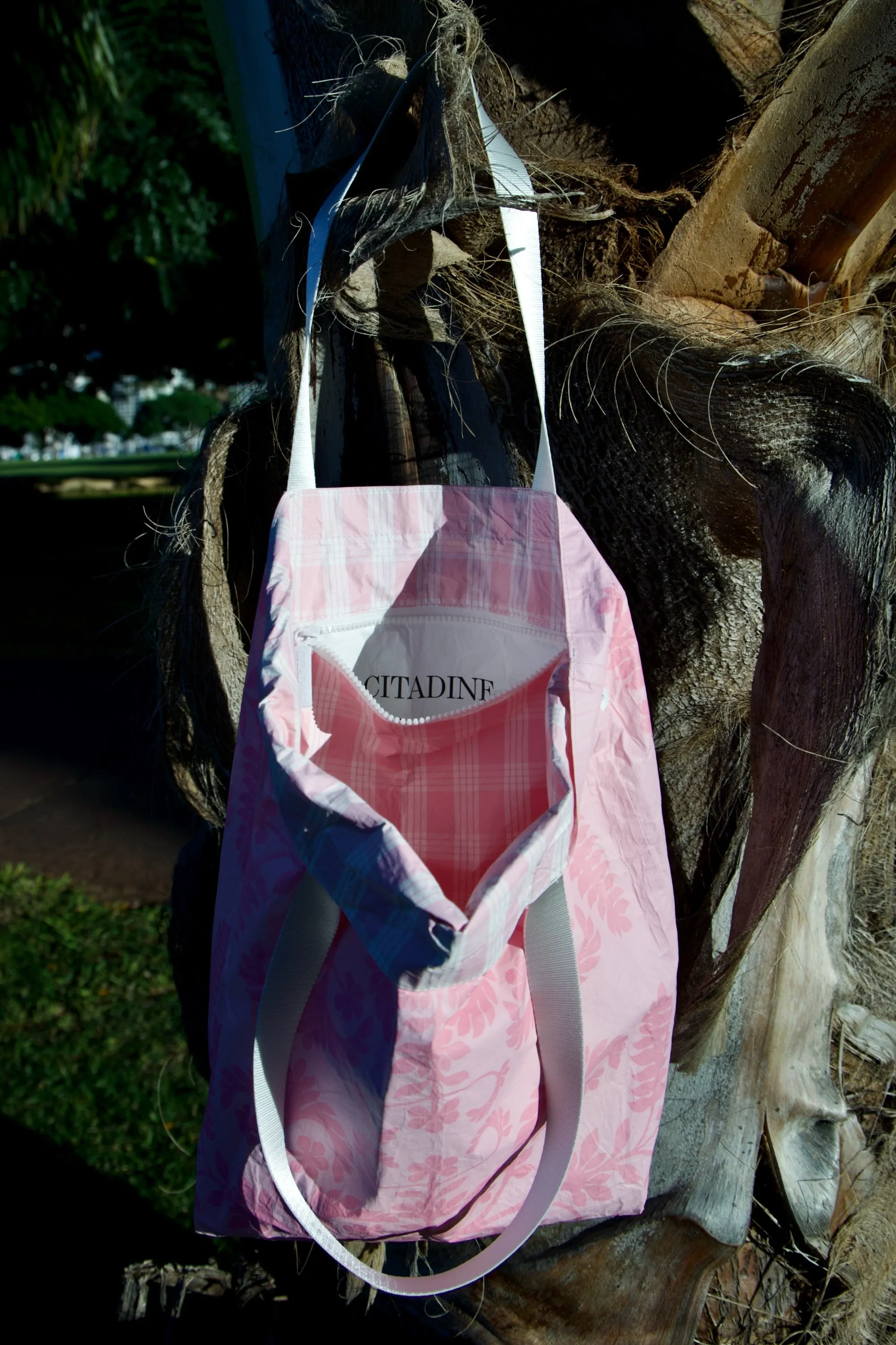 Hawaii Tote Hawaiian Quilt Pink on Pink & Palaka Pale Pink (Reversible)