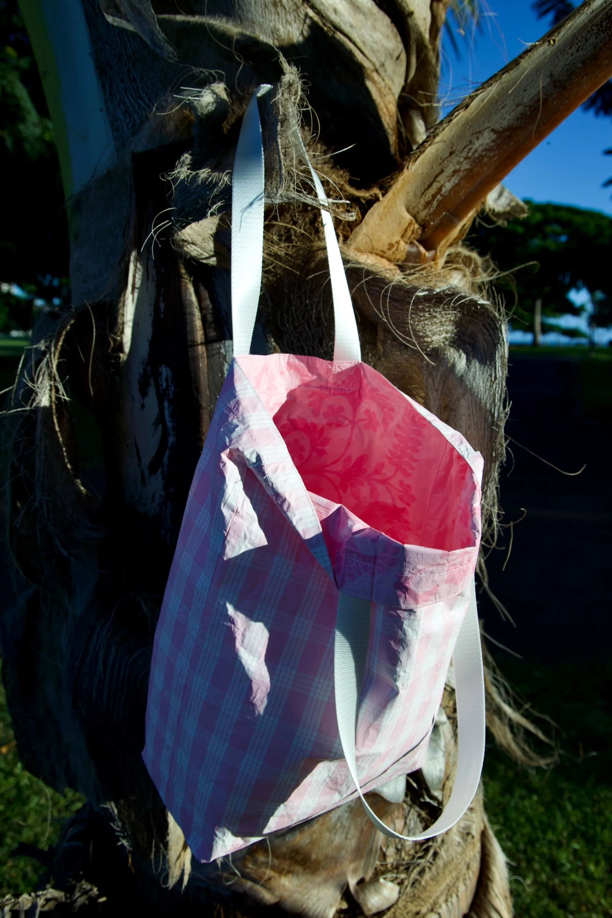 Hawaii Tote Hawaiian Quilt Pink on Pink & Palaka Pale Pink (Reversible)