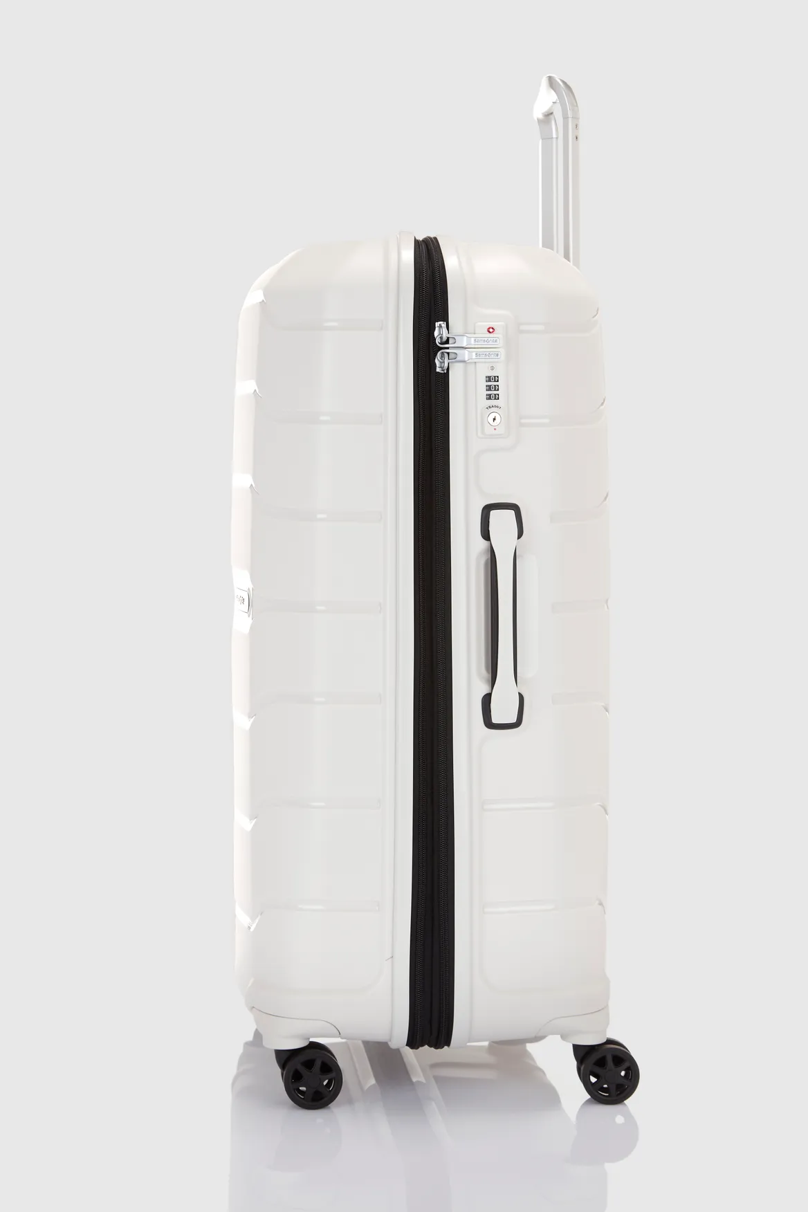 Oc2lite 75cm Suitcase
