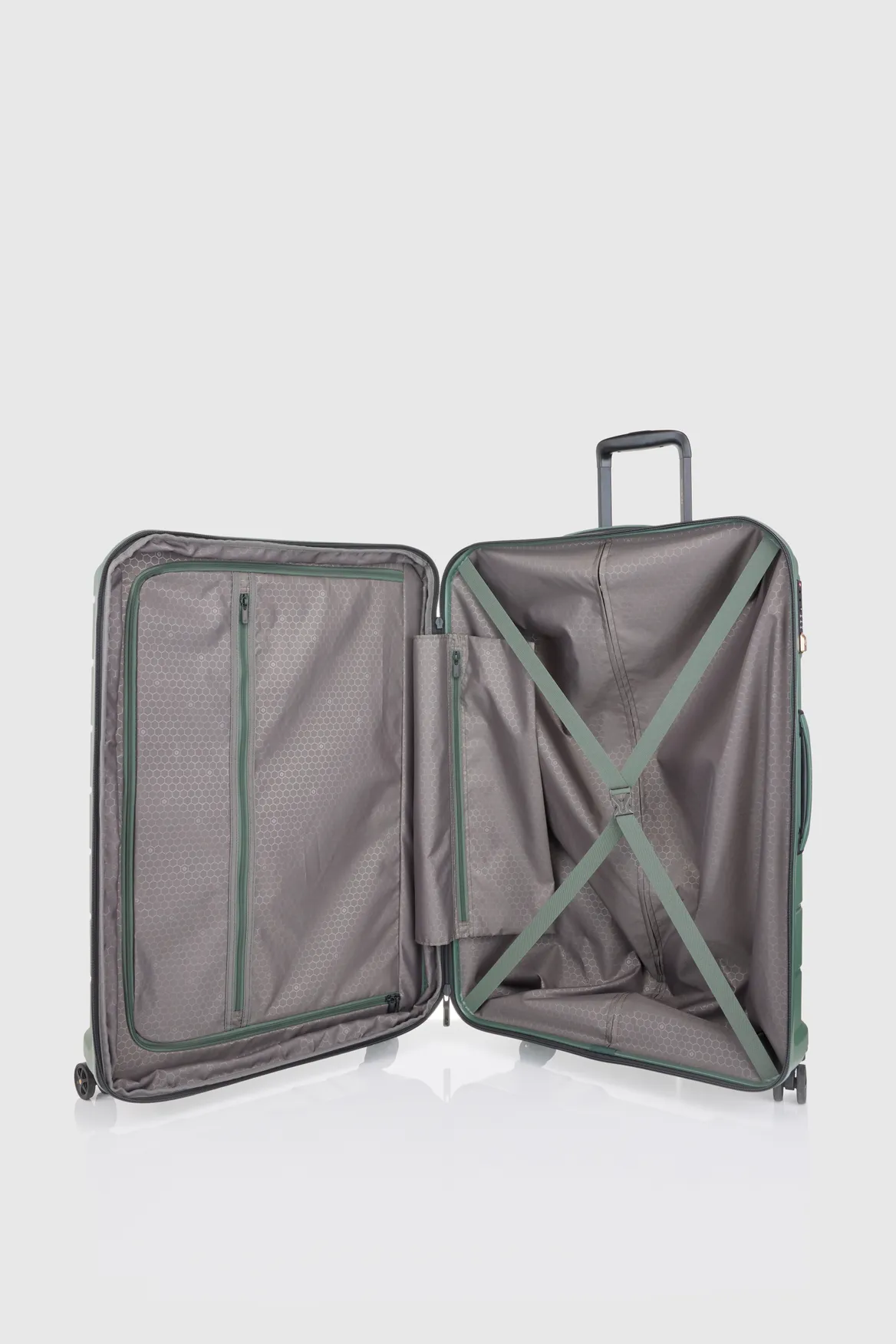 Oc2lite 81cm Suitcase